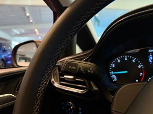 Ford Fiesta bild 18