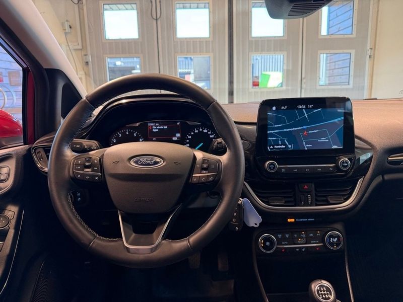 Ford Fiesta bild 8