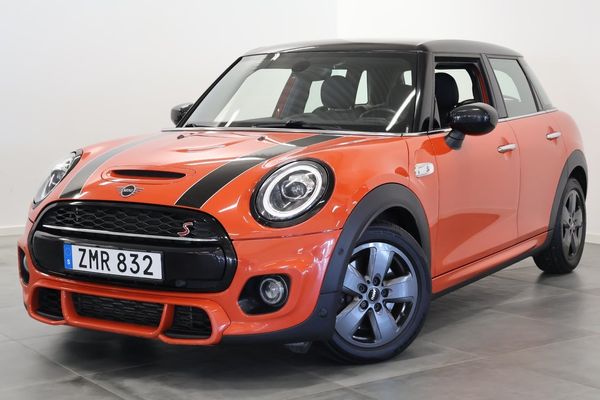 MINI Cooper S S Pack 5-dörrars DCT / Experience / V-Hjul / P-Sensor - 2021