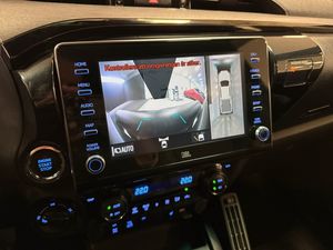 Toyota Hilux bild 17