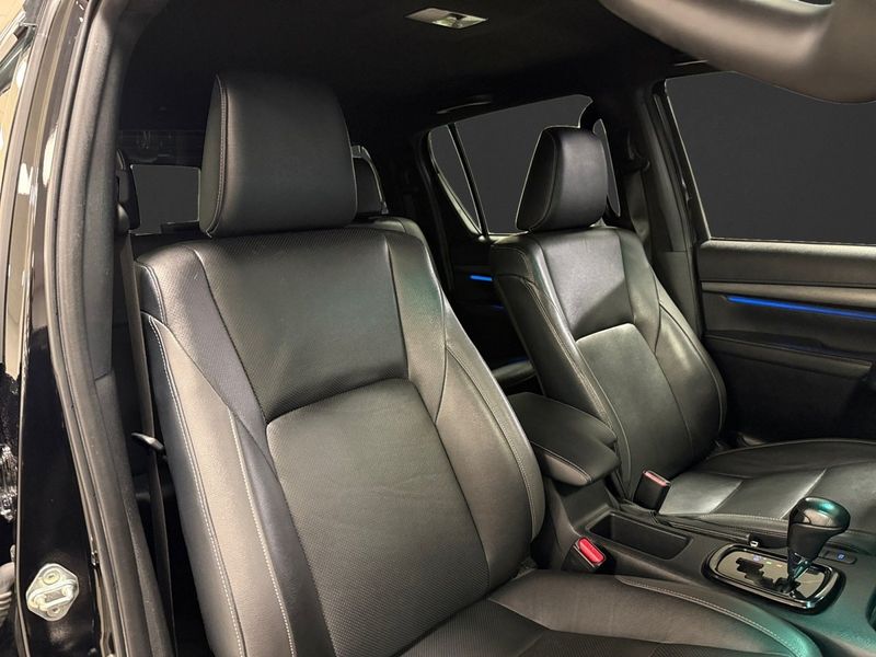 Toyota Hilux bild 13