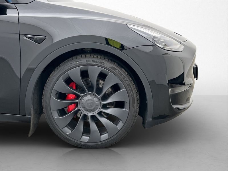 Tesla Model Y bild 33