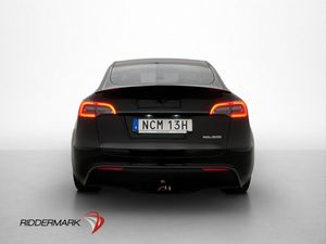 Tesla Model Y bild 8