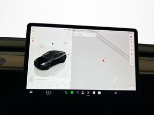 Tesla Model Y bild 23