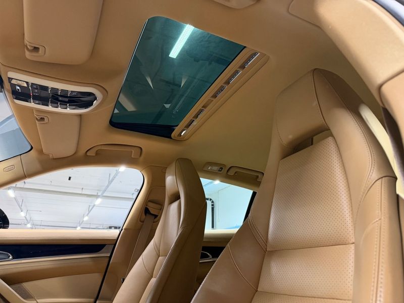 Porsche Panamera bild 12