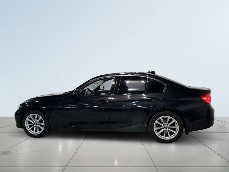 BMW 330 bild 4