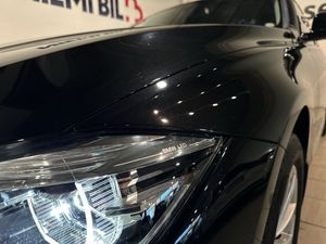 BMW 330 bild 18