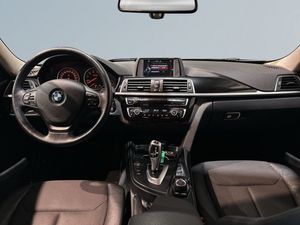 BMW 330 bild 8