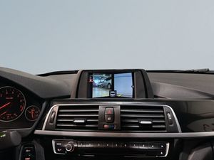 BMW 330 bild 15