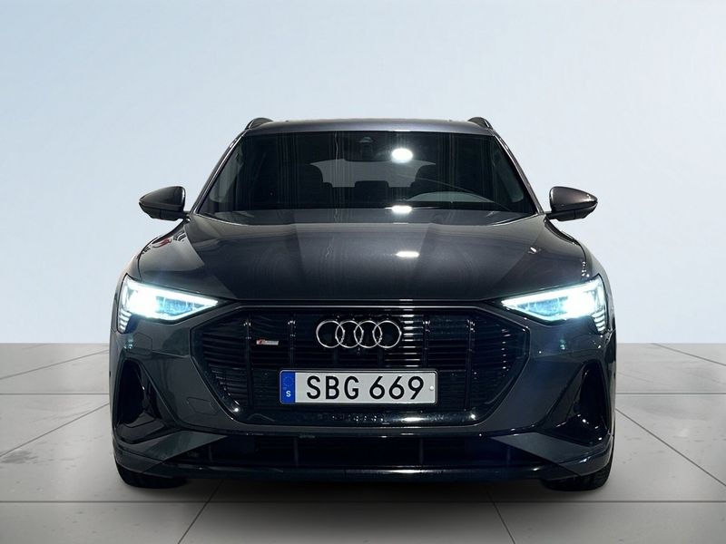 Audi e-tron bild 2