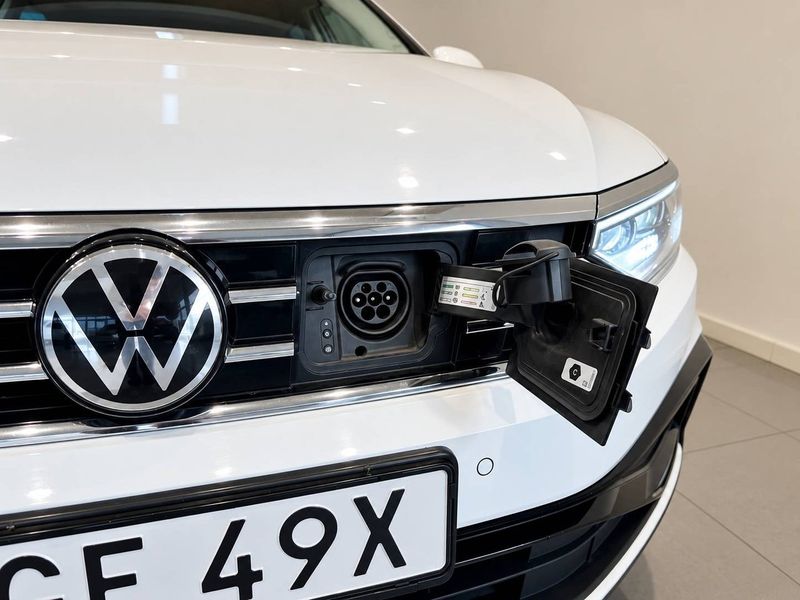 Volkswagen Passat bild 11