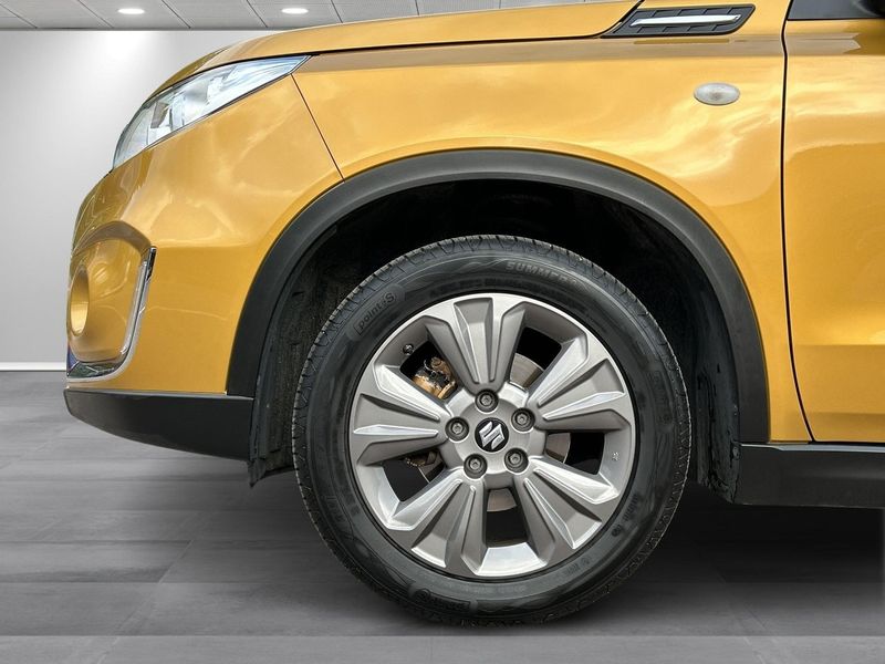 Suzuki Vitara bild 6