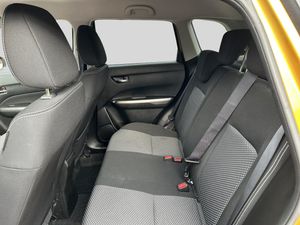 Suzuki Vitara bild 8