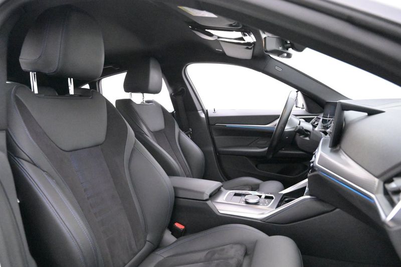 BMW i4 bild 12