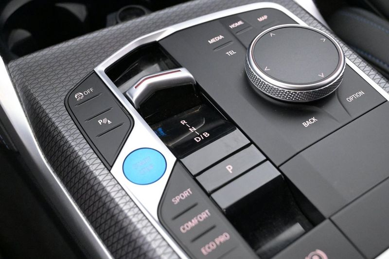 BMW i4 bild 22