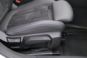 BMW i4 bild 13