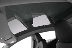 Tesla Model Y bild 25