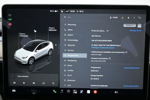 Tesla Model Y bild 14