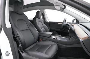 Tesla Model Y bild 12