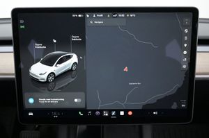 Tesla Model Y bild 19