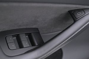 Tesla Model Y bild 10