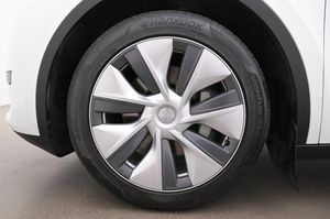 Tesla Model Y bild 27