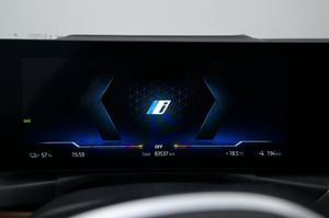 BMW i4 bild 10