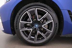 BMW i4 bild 27