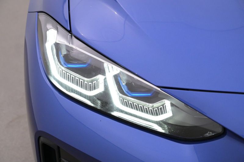 BMW i4 bild 26
