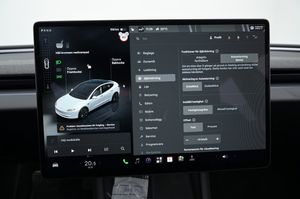 Tesla Model 3 bild 12