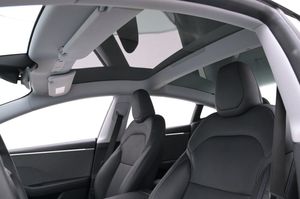 Tesla Model 3 bild 20