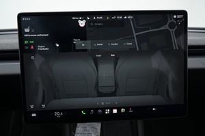 Tesla Model 3 bild 16