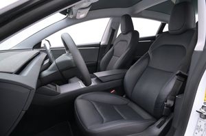 Tesla Model 3 bild 8