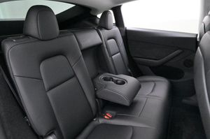 Tesla Model Y bild 22