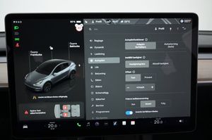Tesla Model Y bild 13