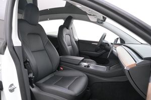 Tesla Model Y bild 12