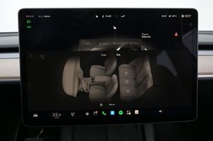 Tesla Model Y bild 21