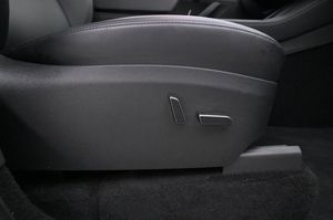 Tesla Model Y bild 13