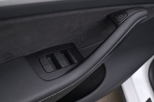 Tesla Model Y bild 10