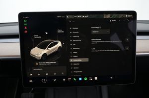 Tesla Model Y bild 15