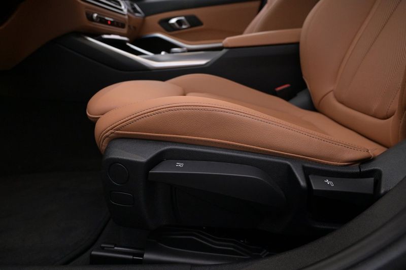 BMW 330 bild 13