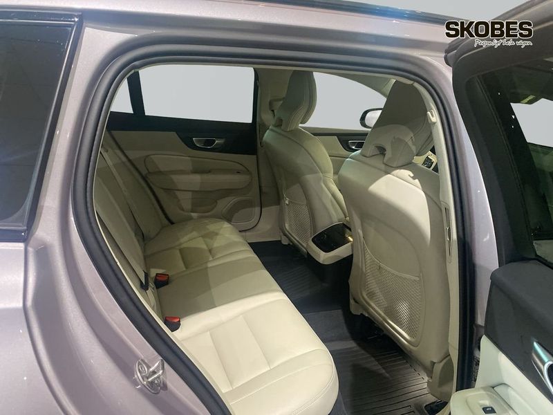 Volvo V60 bild 11