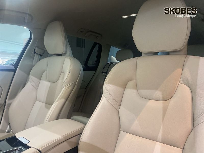 Volvo V60 bild 27