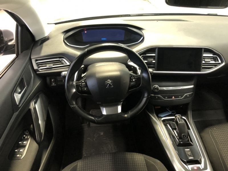 Peugeot 308 bild 8