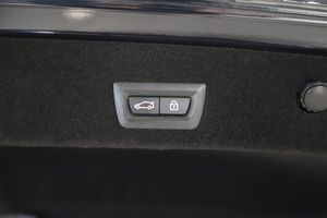 BMW 750 bild 19