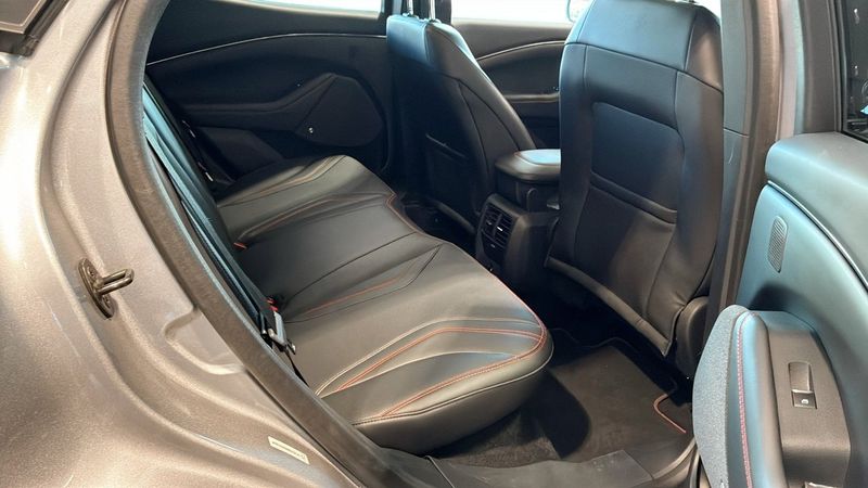 Ford Mustang Mach-E bild 5