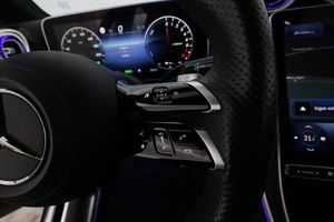 Mercedes GLC300 bild 29