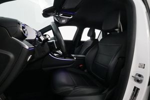 Mercedes GLC300 bild 14