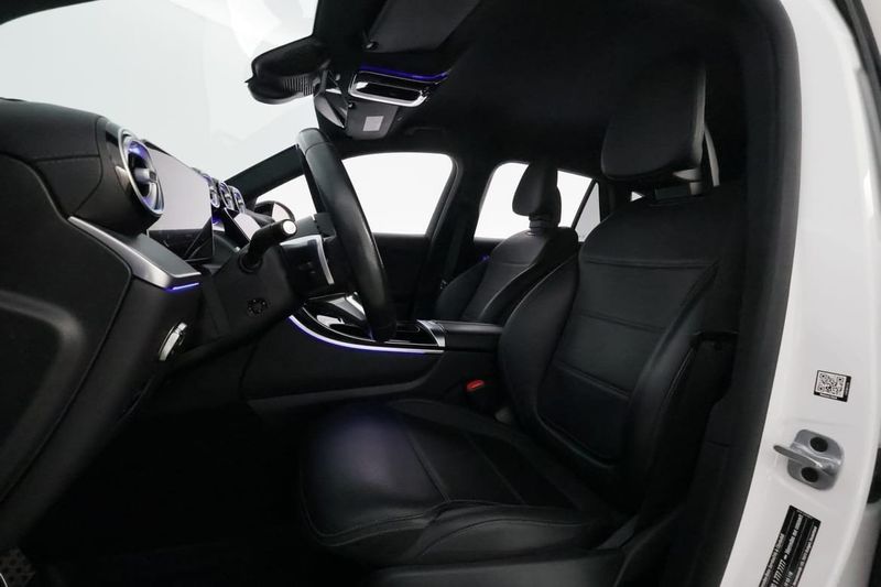 Mercedes GLC300 bild 14