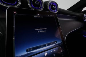 Mercedes GLC300 bild 24